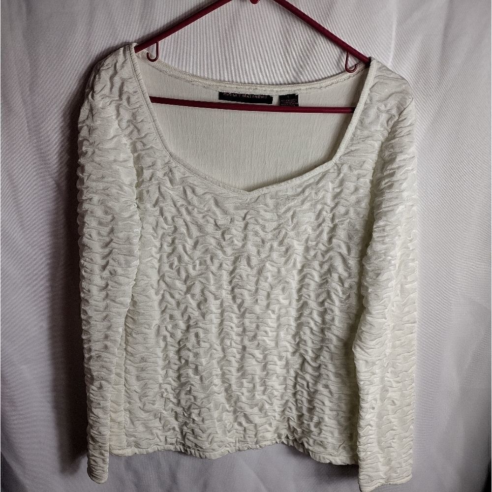 Hayley Matthews top 